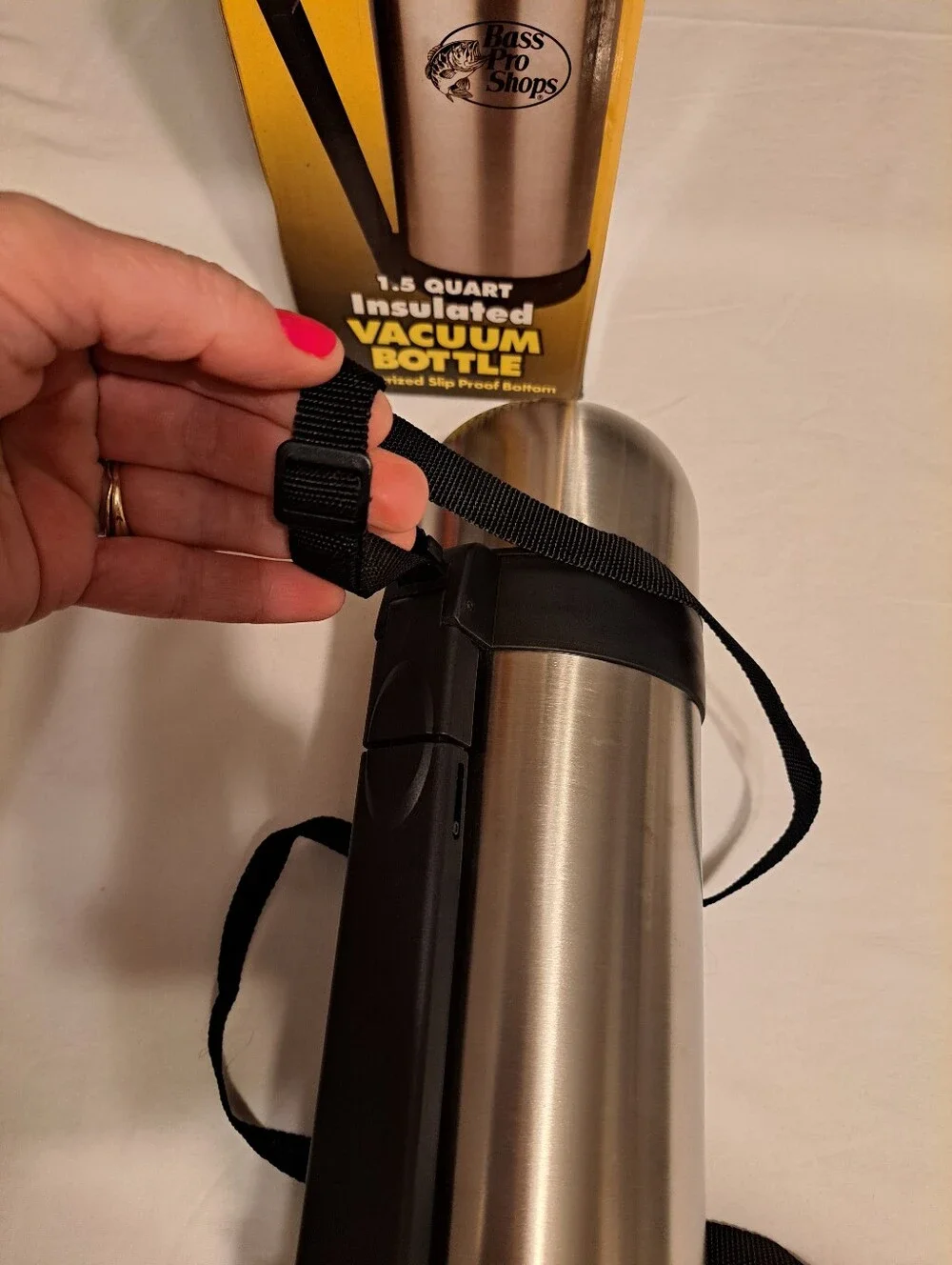 Bass Pro Shops Vaccum Bottle